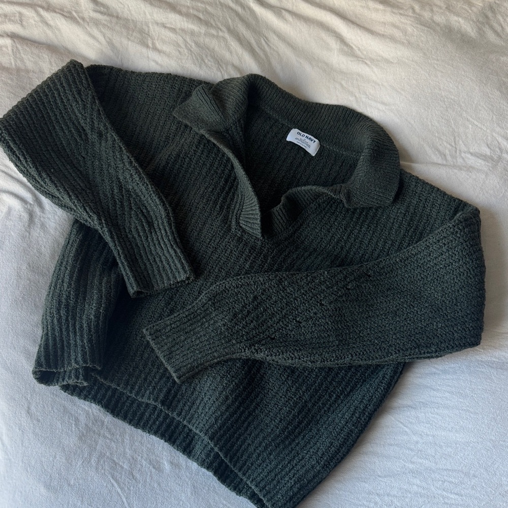 Old Navy Deep Green V-Neck Sweater